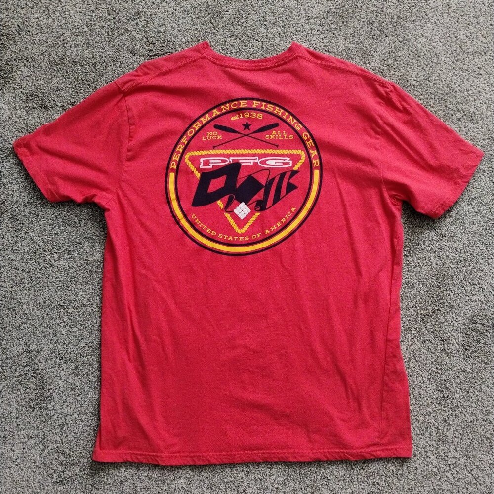 Columbia Men's Red Graphic T-Shirt  X-Large
